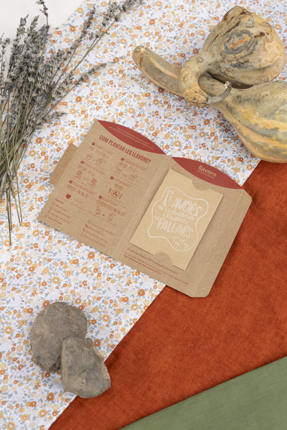Packaging obert Tomata bombilla de Talarn
