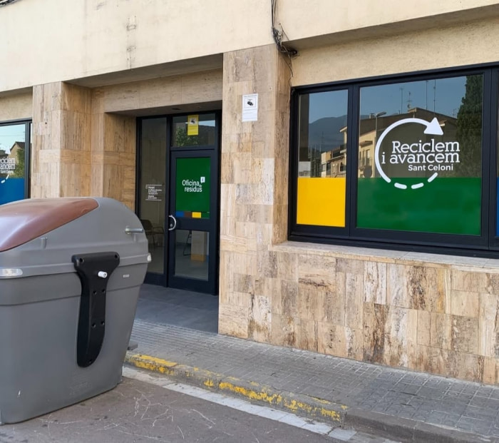 Campaña de comunicación en Sant Celoni y La Batllòria para la implantación del nuevo modelo de recogida de residuos con contenedores inteligentes