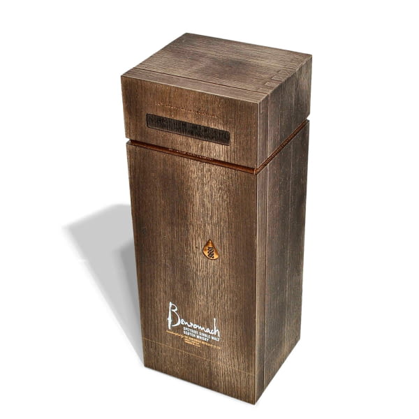 Wood box for premium products