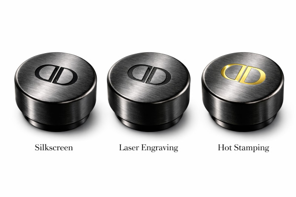 Logo printing on perfume caps: techniques, materials and strategic decisions in perfume packaging