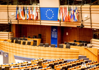El Parlamento Europeo Acorta El Plazo De Pago A 30 Días