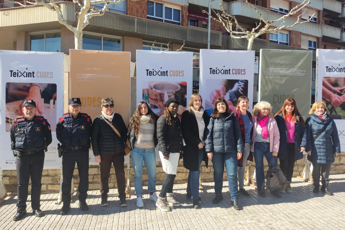 Sota el lema "Teixint cures" presentem els actes de commemoració del 8-M