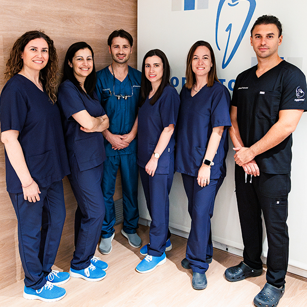 Equipo de dentistas centro odontologia integrada ribera del sió