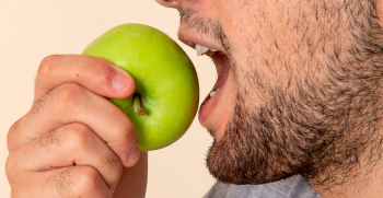 La importancia de una buena alimentación para la salud bucodental