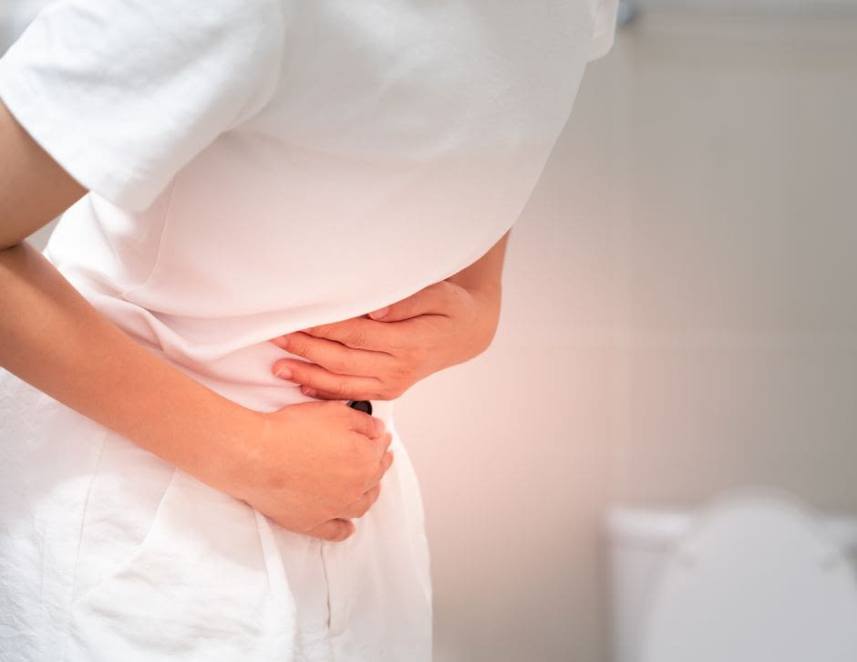 Digestió pesada? Causes freqüents i com alleujar-la des de la farmàcia