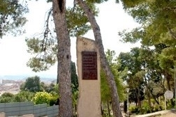 Monument als Estudiosos de Catalunya