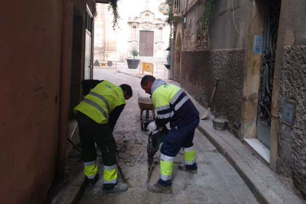 Tàrrega inicia les obres d’adequació per transformar la plaça Major en un espai de plataforma única