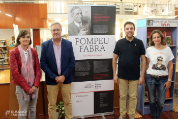 La Biblioteca Comarcal de Tàrrega exhibeix fins al 30 d’octubre una mostra sobre la vida i l’obra del lingüista Pompeu Fabra