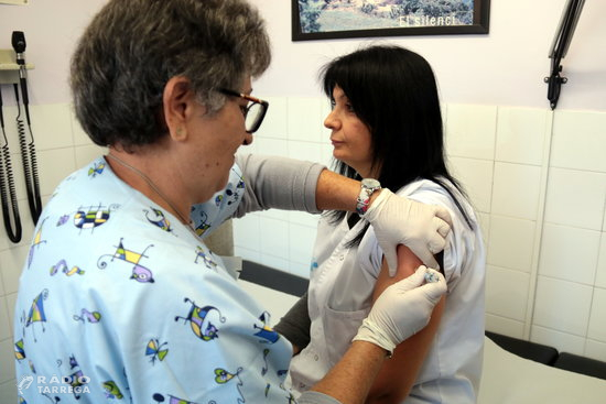 Comença la campanya de vacunació de la grip amb l'objectiu de Salut d'augmentar la cobertura entre el personal sanitari