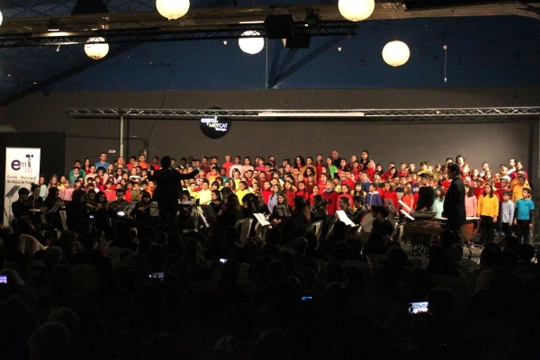 L’Escola Municipal de Música de Tàrrega interpreta una cantata per a cor i orquestra amb les veus de les escoles de primària de la ciutat