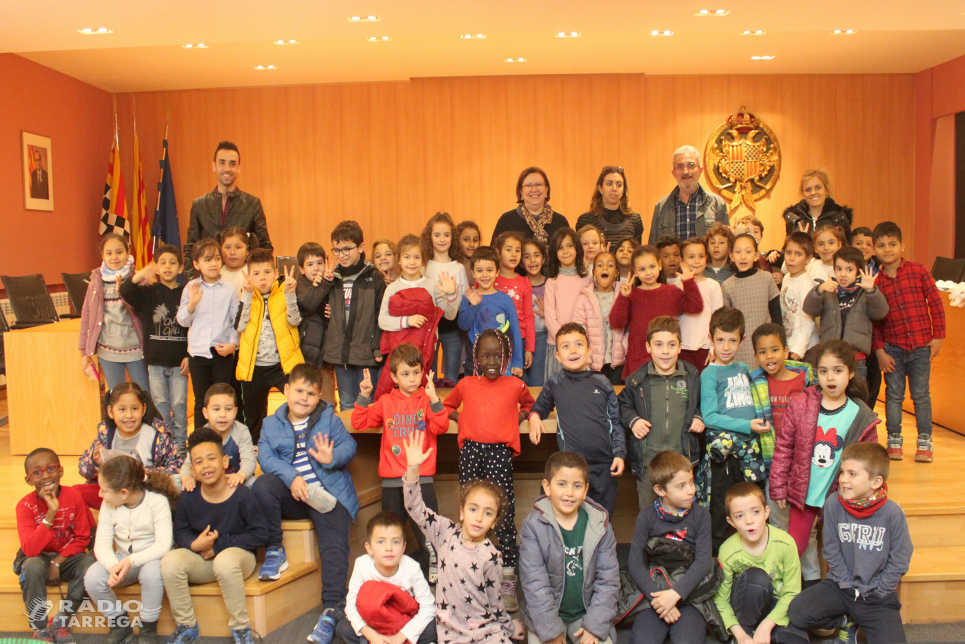 L’Ajuntament de Tàrrega rep la visita d’alumnes del Col·legi Sant Josep - Vedruna de la ciutat