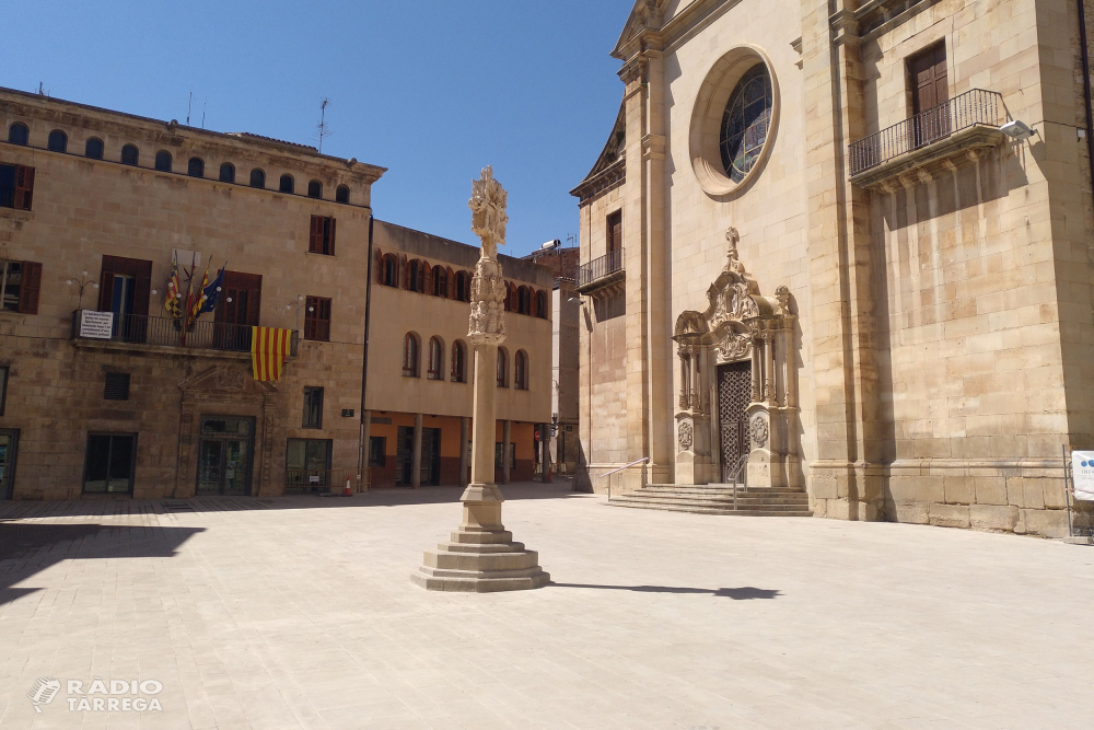 Restriccions de trànsit al carrer de Sant Joan de Tàrrega per les obres del nou paviment a la cruïlla amb la plaça Major