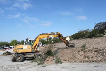 L’Ajuntament de Tàrrega inicia les obres de millora de la zona d’estacionament gratuït situada a l’avinguda de l'Onze de Setembre, que guanyarà en capacitat