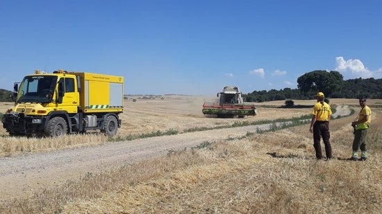 Agricultura posa en marxa l'operatiu de suport i vigilància per minimitzar els incendis durant l'època de la sega