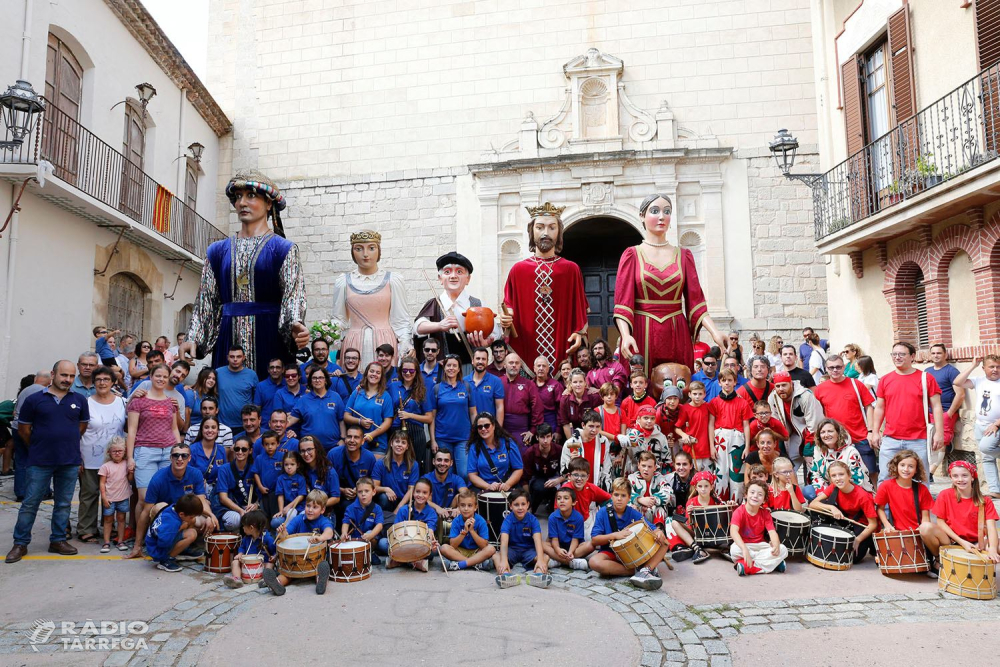 La Fal·lera Gegantera de Tàrrega apadrina el nou gegant d’Alforja