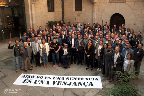 Més d'un centenar d'alcaldes i regidors lleidatans mostren el rebuig a la sentència contra els líders independentistes