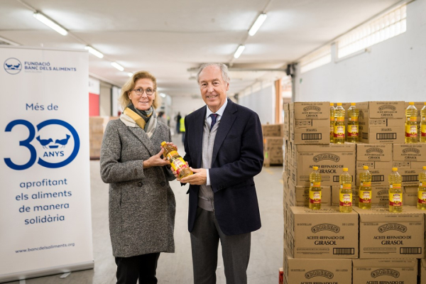 Borges International Group col·labora amb el Banc dels Aliments donant més de 10.000 litres d'oli