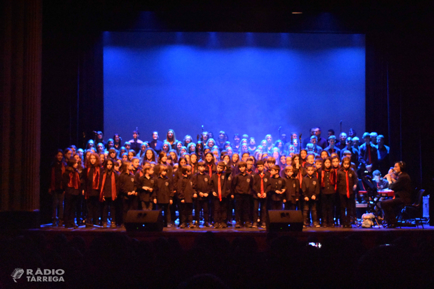 Les corals de l’escola Vedruna de Tàrrega acomiaden l’any amb un concert al teatre Ateneu