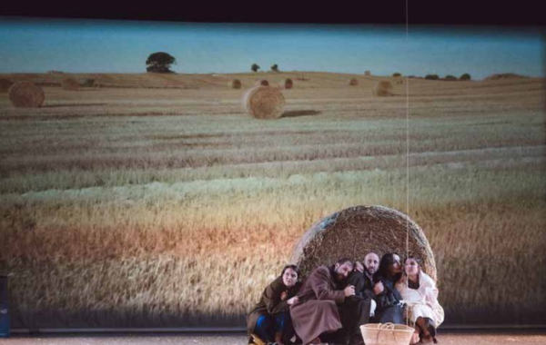La 25a Temporada de Teatre de Tàrrega reprèn les funcions el dissabte 18 de gener amb "Rostoll cremat", una aguda reflexió sobre la societat actual de la mà de l'autor mallorquí Toni Gomila
