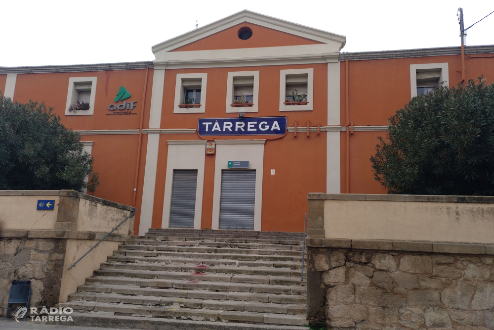 Tàrrega torna a vendre bitllets de tren per finestreta