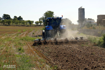 Les arades i altres arreus agraris amb roda passen a considerar-se vehicles i hauran d'estar homologats i matriculats