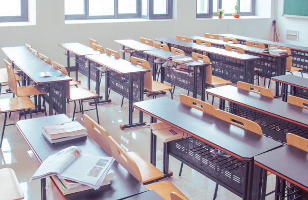 El Govern de la Generalitat anuncia que a partir de demà tanquen els centres educatius i les universitats de tot Catalunya