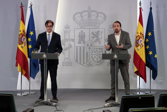 L'Estat permetrà des de diumenge la sortida de fins a tres nens amb un adult per a passejos diaris de no més d'una hora