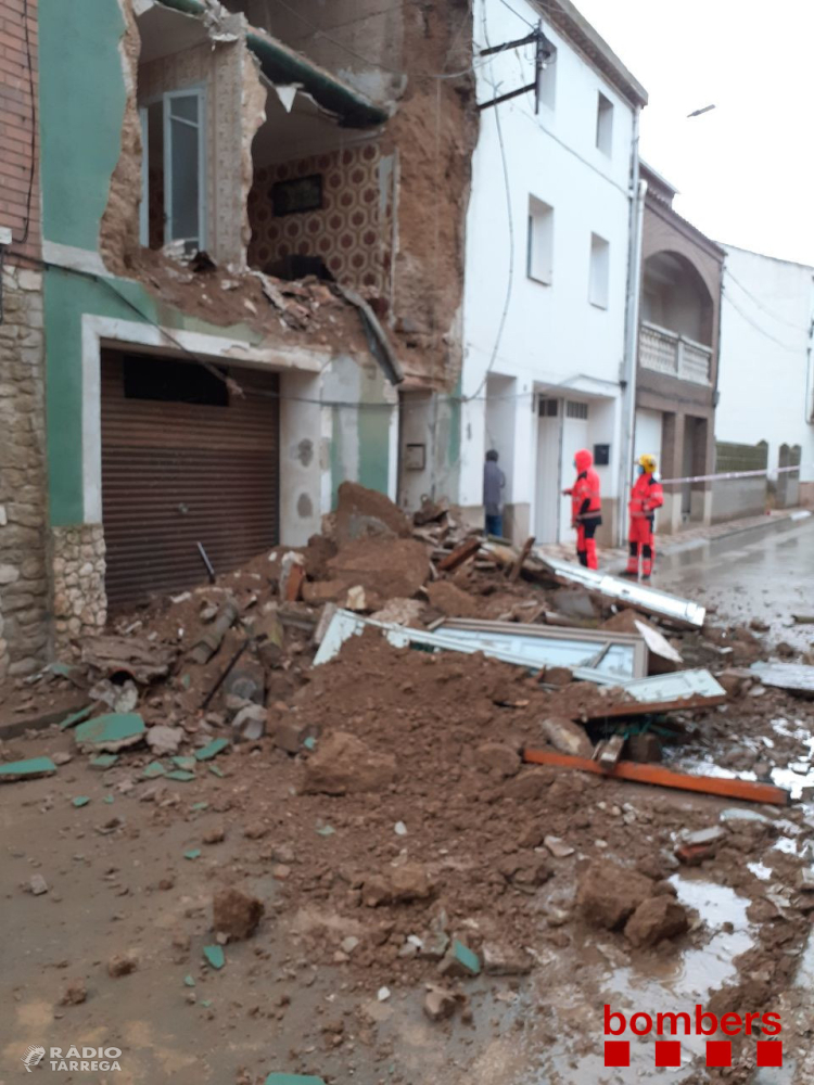 Ensorrament d'una façana a Boldú sense ferits