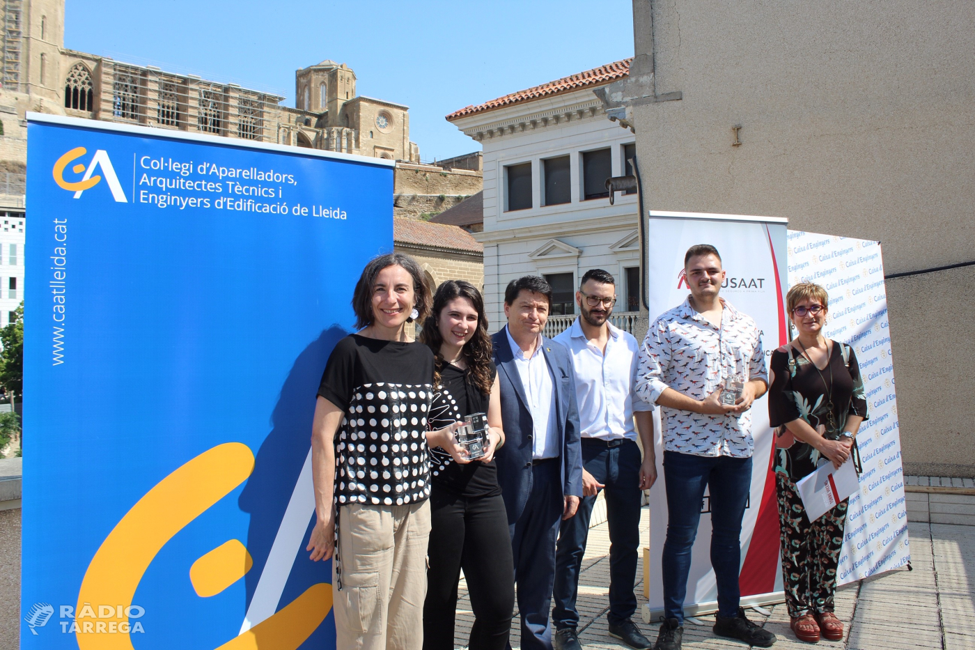 Alba Vilella de l'Escola de Sobreestants i un equip de l'Institut Torre Vicens, premi Construeix-T 2020