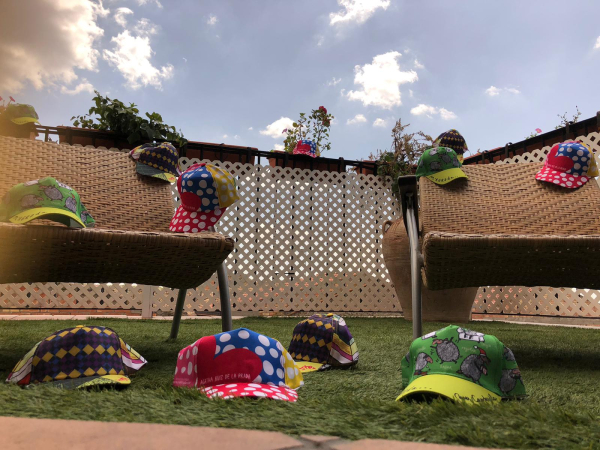 Les cases rurals de Lleida es posen la gorra pels infants i adolescents amb càncer en una campanya solidària amb l’AFANOC LLEIDA