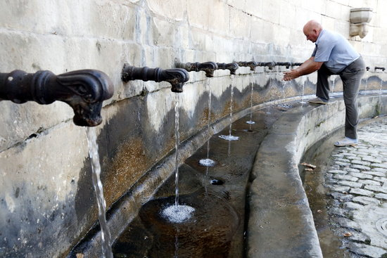 La calorada no deixa cap rècord però sí temperatures de més de 40ºC a Ponent