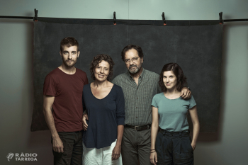 El Teatre Ateneu de Tàrrega acull dissabte vinent l’estrena lleidatana de l’obra “Alguns dies d’ahir”, ambientada en els fets de l’1-O
