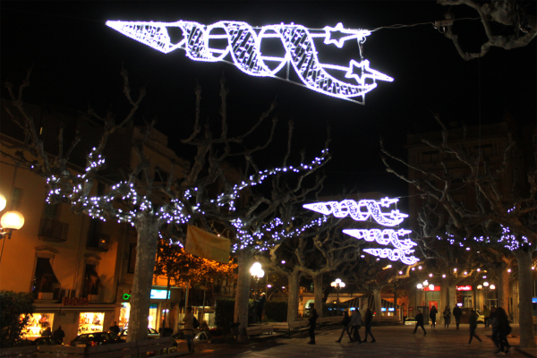 L'Ajuntament de Tàrrega anuncia que es farà càrrec de la instal·lació de l’enllumenat de Nadal dels carrers de la ciutat aquest any