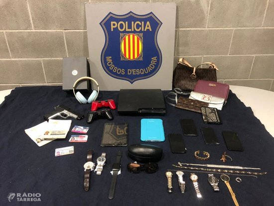 Ingressen a presó quatre lladres per vuit robatoris amb força en habitatges de diverses comarques