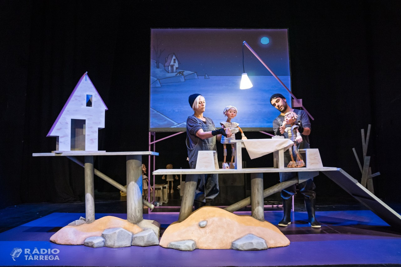 El Centre de Titelles de Lleida porta diumenge vinent al Teatre Ateneu de Tàrrega el seu espectacle familiar inspirat en Moby Dick