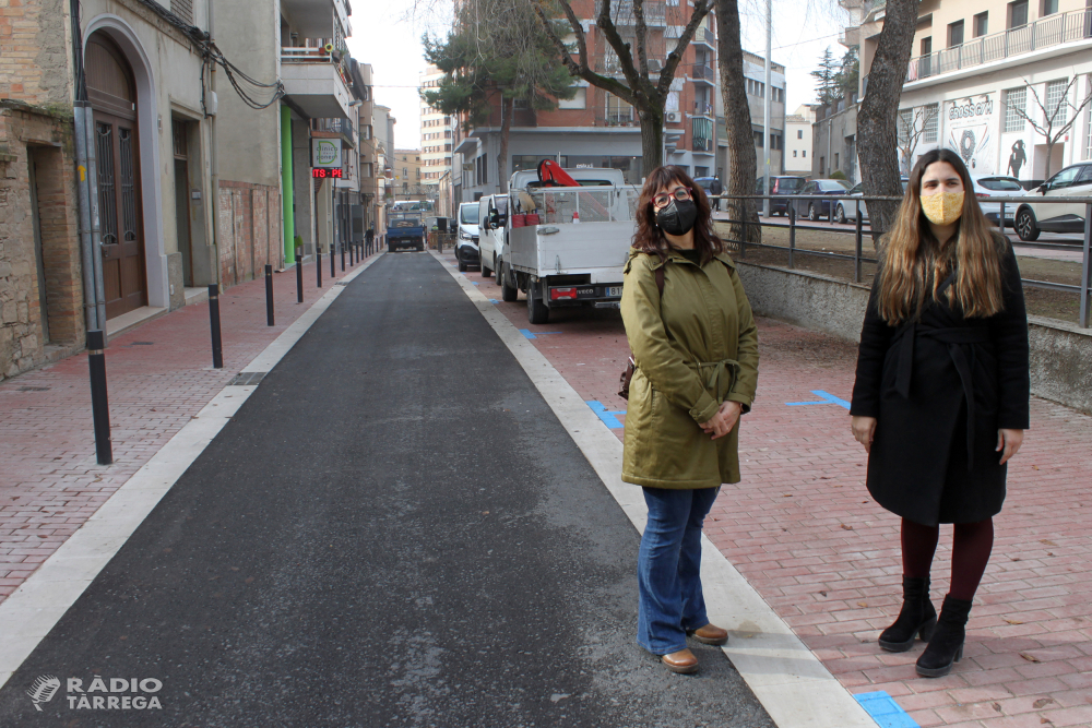 Tàrrega finalitza les obres de renovació del carrer de Jacint Verdaguer, que es reobre al trànsit demà dimarts 22 de desembre