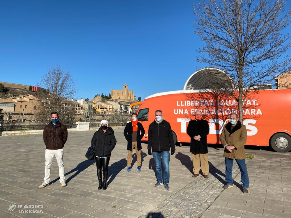 El bus de la igualtat de Ciutadans (Cs) recorre la província de Lleida