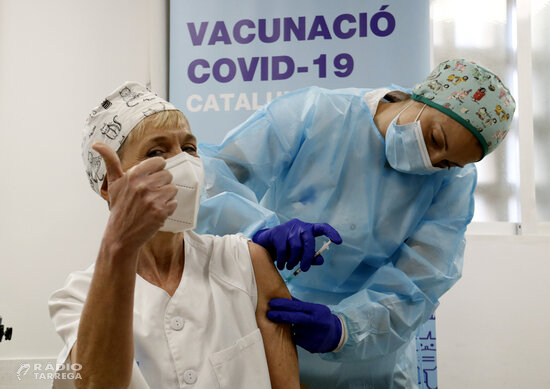 Més de 9.500 persones s'han vacunat de covid-19 a Lleida, on la taxa de rebuig entre professionals se situa en l'1%