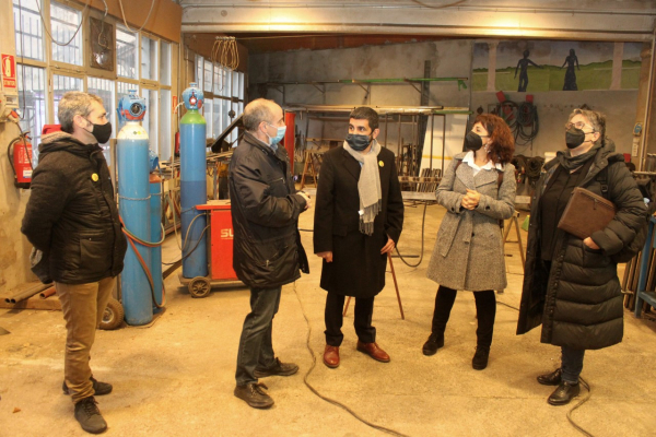 El conseller de Treball, Chakir El Homrani, posa de relleu la tasca del Centre de Formació La Solana de Tàrrega en favor de l’ocupabilitat