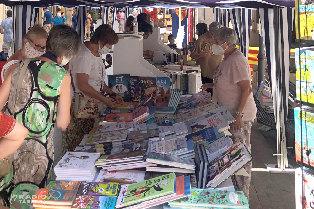 El Mercat de Sant Jordi a Tàrrega tindrà dos espais diferenciats per compatibilitzar la participació de llibreries i floristeries amb la d’entitats