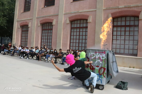 La companyia targarina Emília Gargot estrena a La Mostra d'Igualada el seu nou espectacle sobre l'odi a les xarxes socials