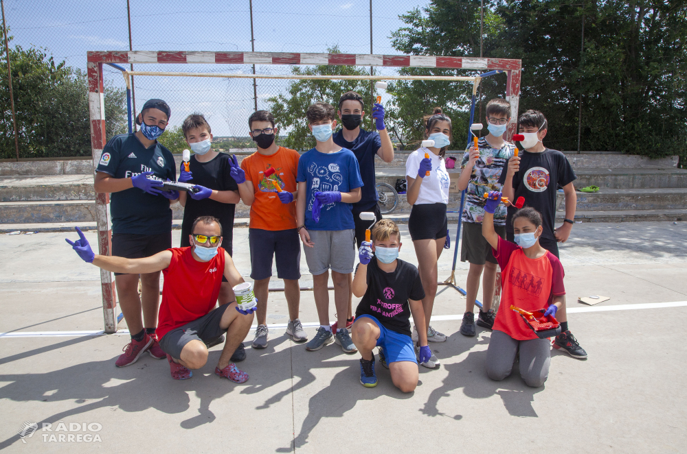 Joves de Tàrrega participen en la millora d’espais i equipaments públics de la ciutat