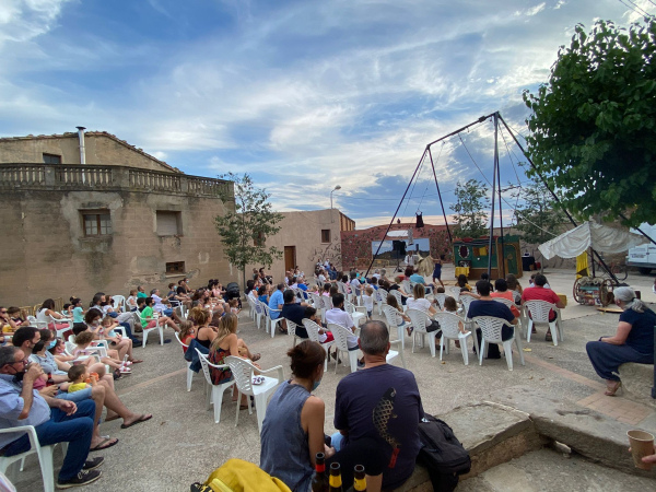 La Figuerosa acull el primer espectacle del Cicle d'Arts de Carrer PÚBLIC!