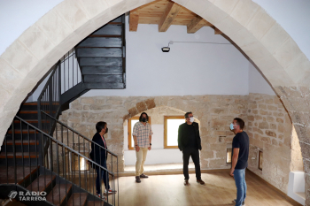 Joan Talarn visita les obres de remodelació del Molí Vell de Bellpuig