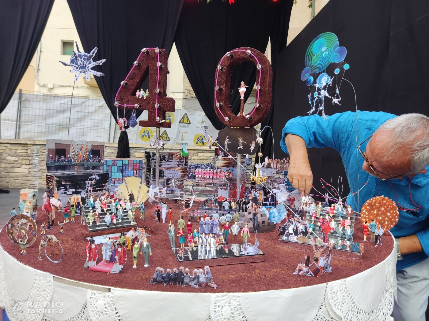 FiraTàrrega celebra els seus 40 anys amb un recorregut històric i afectiu amb pastís d'aniversari inclòs