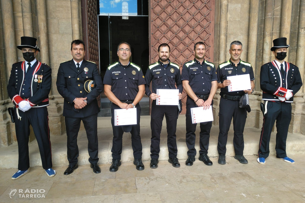 Quatre agents de la Policia Local de Tàrrega, distingits amb felicitacions en el marc del Dia de les Esquadres