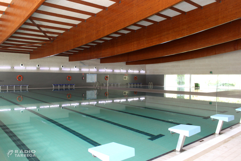 La piscina coberta municipal de Tàrrega assoleix els 795 abonaments en el primer mes de funcionament i posa en marxa cursets de natació