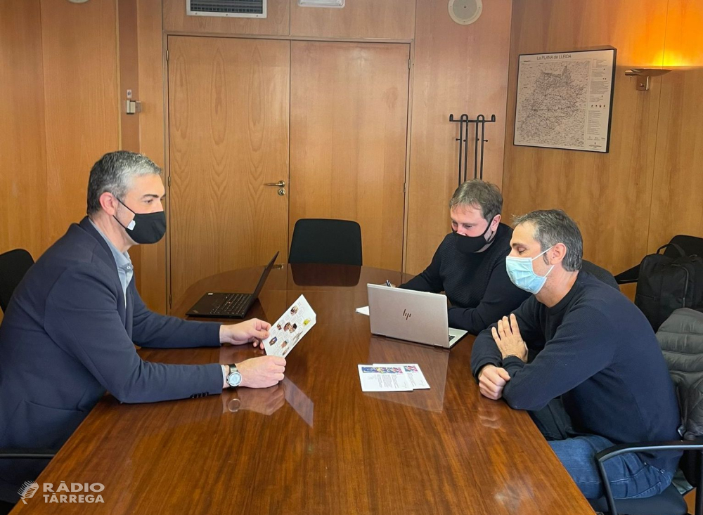 Bernat Solé rep l’Associació ViuGuimerà per conèixer les seves iniciatives de participació ciutadana per a la millora d'aquest municipi de l'Urgell