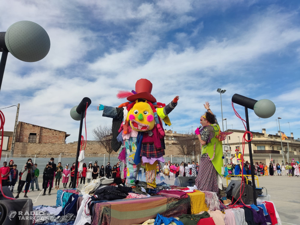 CRUMA consolida la figura de la Toltes en una rua pels 6 centres escolars de Tàrrega