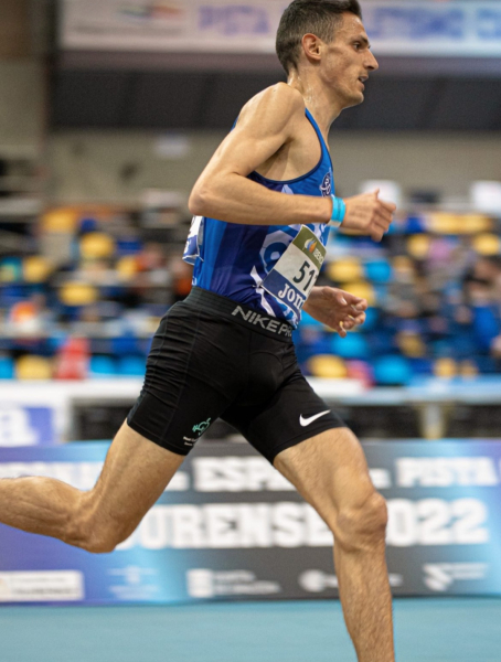 L'atleta targarí Xavi Badia novè en els 3.000 metres del Campionat d'Espanya en pista coberta